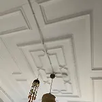 House Ostello